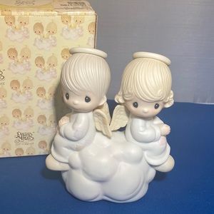 Precious Moments - ... But Love Goes On Forever